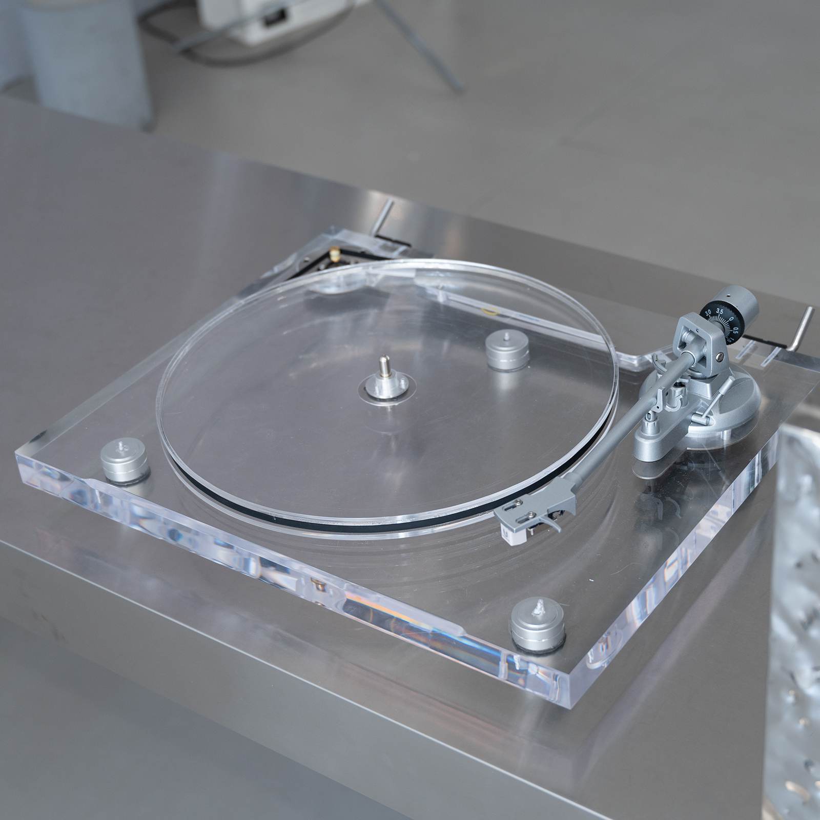 Platine Vinyle Transparente Bluetooth – Design Hi-Fi Premium | AVA Glas